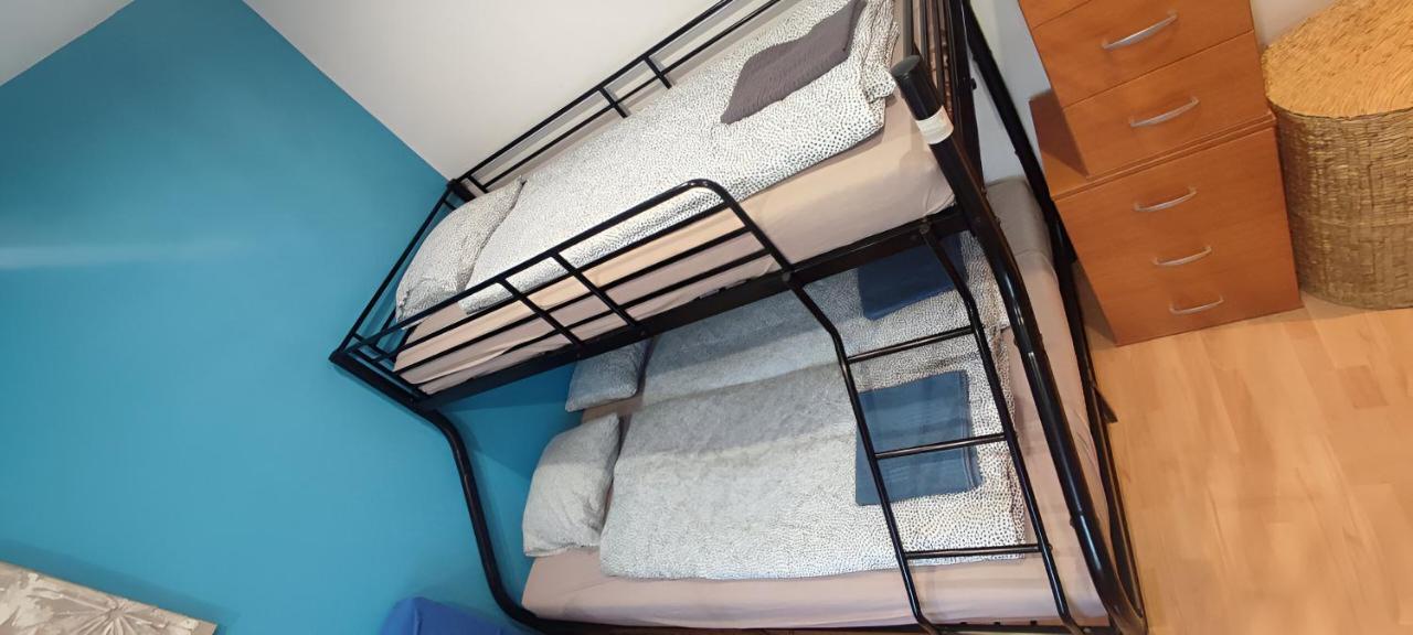 Blue Apartment In City Center, Best Location Bratislava Esterno foto